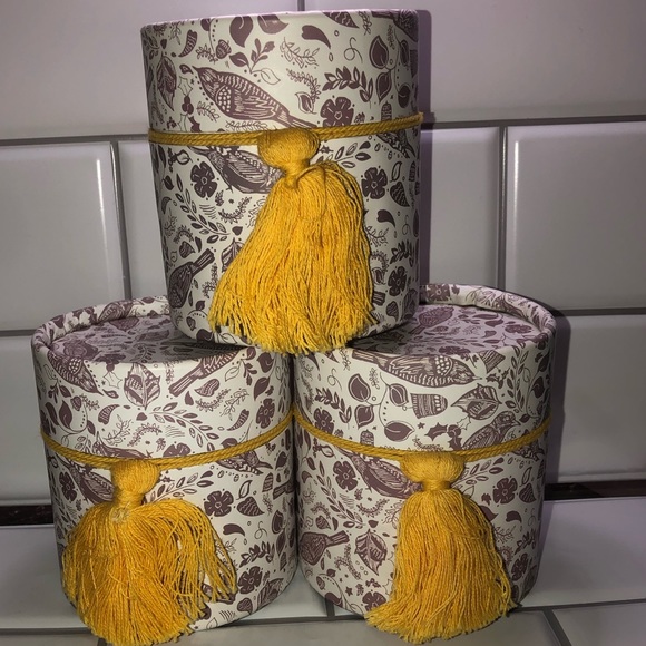 3 Jar Holiday Candle Set - Picture 4 of 5